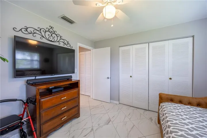 531 Pangola Dr, North Fort Myers, Florida 33903