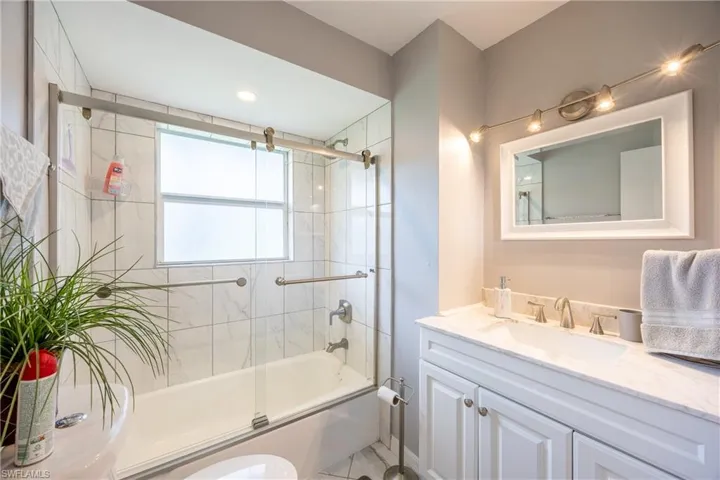 531 Pangola Dr, North Fort Myers, Florida 33903