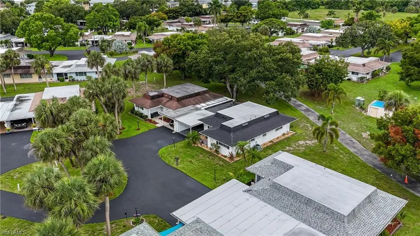 531 Pangola Dr, North Fort Myers, Florida 33903