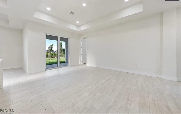 2719 42nd St W, Lehigh Acres, Florida 33971