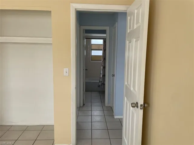 5621/5623  Fourth  AVE, Fort Myers, FL 33907
