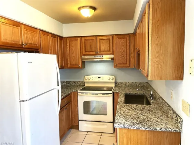 5621/5623  Fourth  AVE, Fort Myers, FL 33907