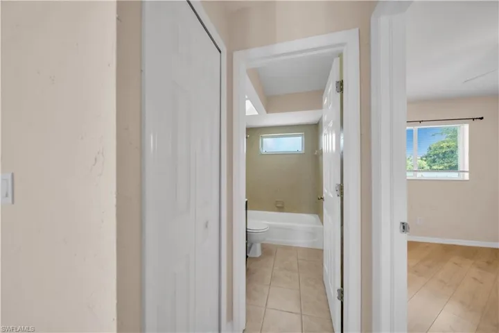 227 Se 2nd Ter, Cape Coral, Florida 33990