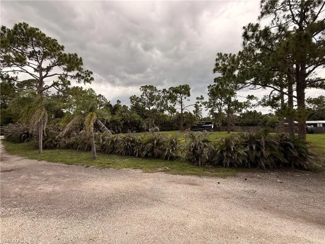 8219 Bartholomew Dr, North Fort Myers, Florida 33917