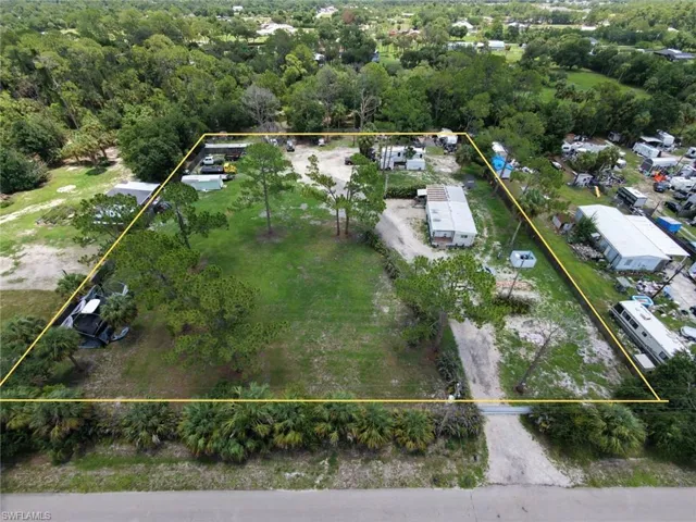 8219 Bartholomew Dr, North Fort Myers, Florida 33917