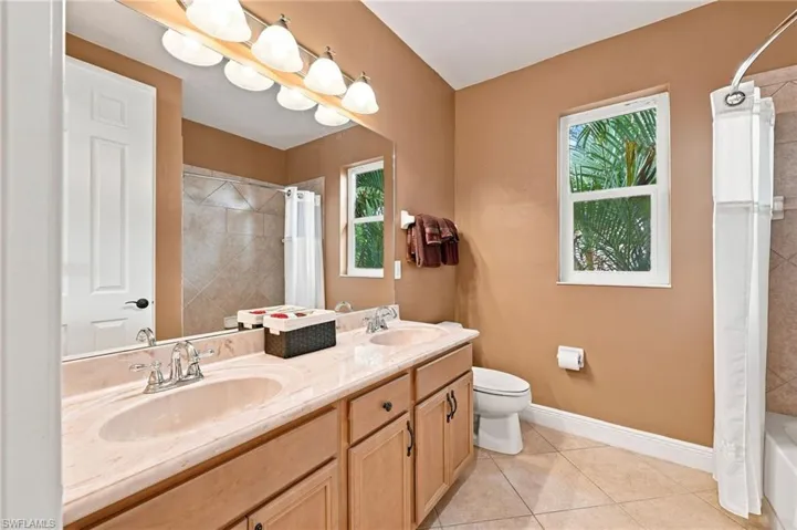 19790 Maddelena Cir, Estero, Florida 33967
