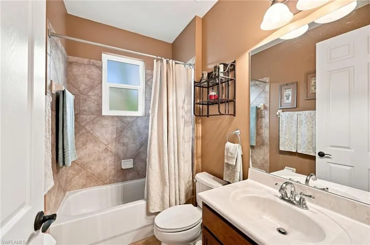 19790 Maddelena Cir, Estero, Florida 33967
