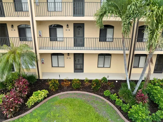 16500  Kelly Cove  DR, Fort Myers, FL 33908