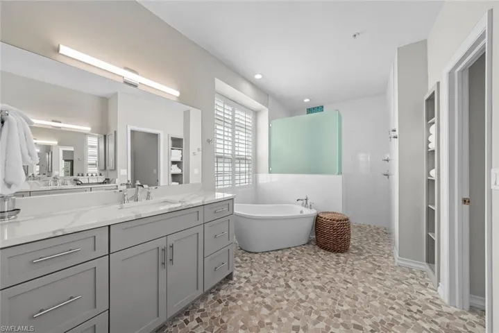 11525 Andy Rosse Ln, Captiva, Florida 33924