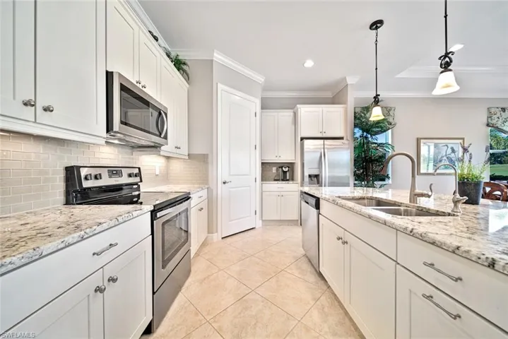 10334  Materita  DR, Fort Myers, FL 33913
