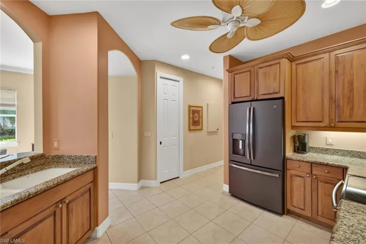 2638 Bolero Dr 401, Naples, Florida 34109