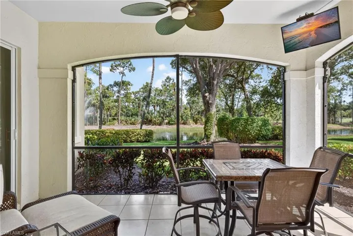 2638 Bolero Dr 401, Naples, Florida 34109
