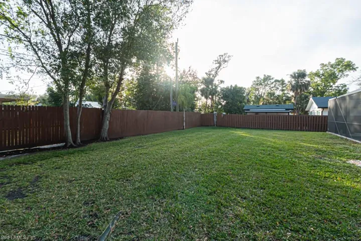 1562 Alhambra Dr, Fort Myers Fl 33901