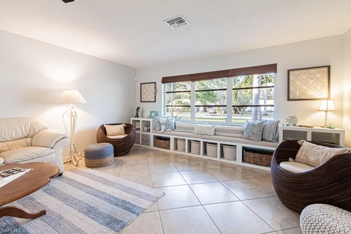1562 Alhambra Dr, Fort Myers Fl 33901