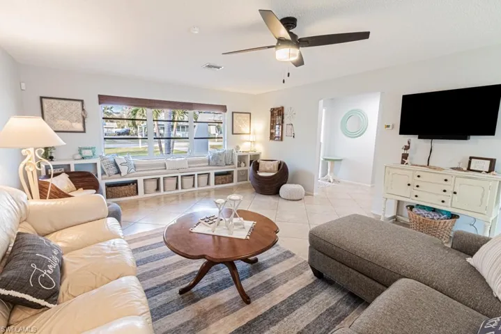 1562 Alhambra Dr, Fort Myers Fl 33901