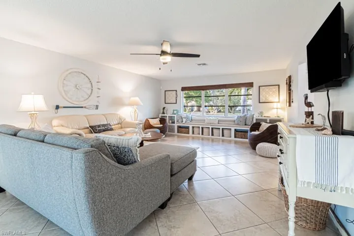 1562 Alhambra Dr, Fort Myers Fl 33901