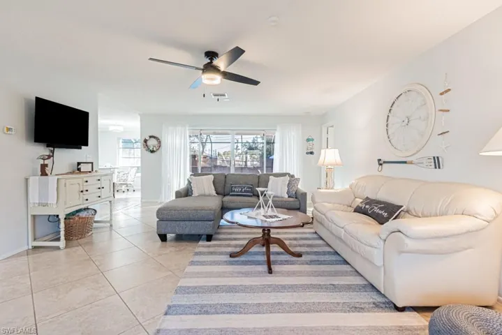 1562 Alhambra Dr, Fort Myers Fl 33901
