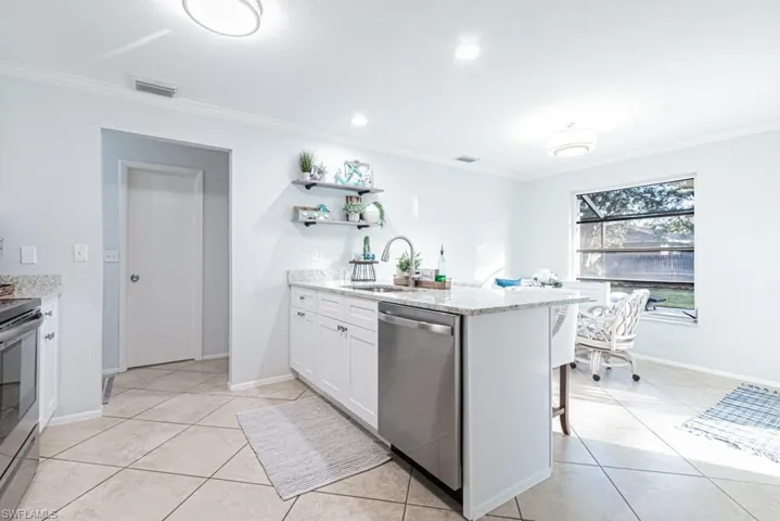 1562 Alhambra Dr, Fort Myers Fl 33901