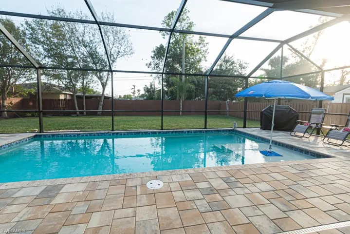 1562 Alhambra Dr, Fort Myers Fl 33901