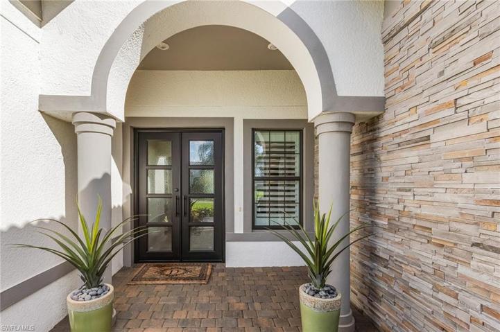 Front Entryway