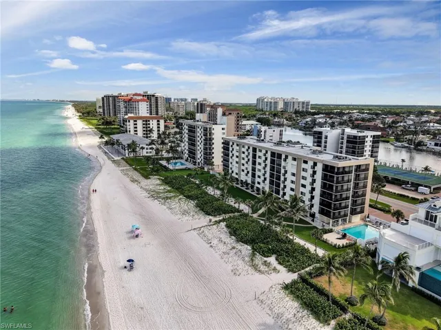 Vanderbilt Beach