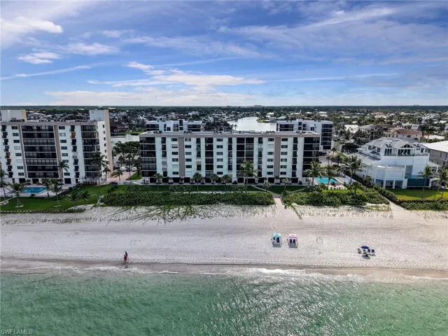 Vanderbilt Beach