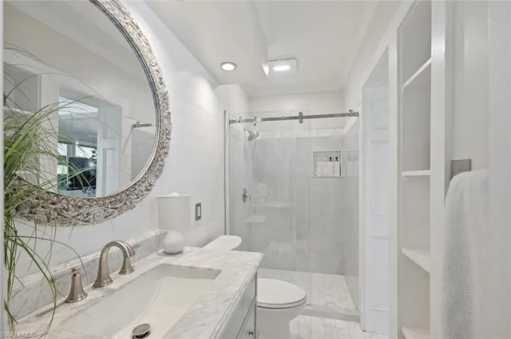 1216 10th St N, Naples, Florida 34102