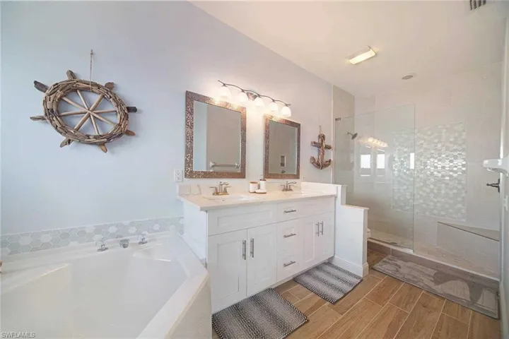 5020 Sw 17th Ave, Cape Coral, Florida 33914