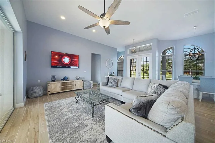 5020 Sw 17th Ave, Cape Coral, Florida 33914