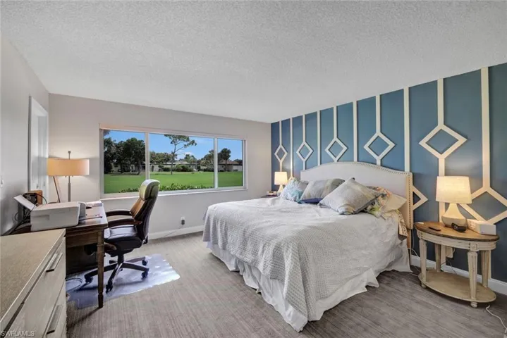 296  Winners  CIR, Naples, FL 34112