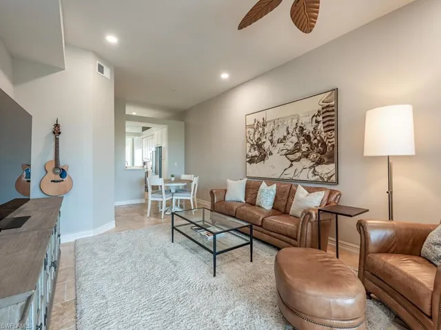 1840  Les Chateaux  BLVD, Naples, FL 34109