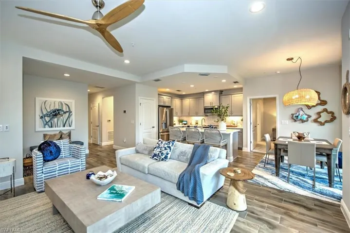 2304 Sawyers Hill RD # 1304, NAPLES FL 34120