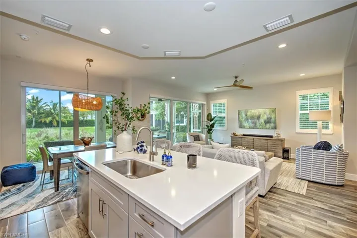 2304 Sawyers Hill RD # 1304, NAPLES FL 34120