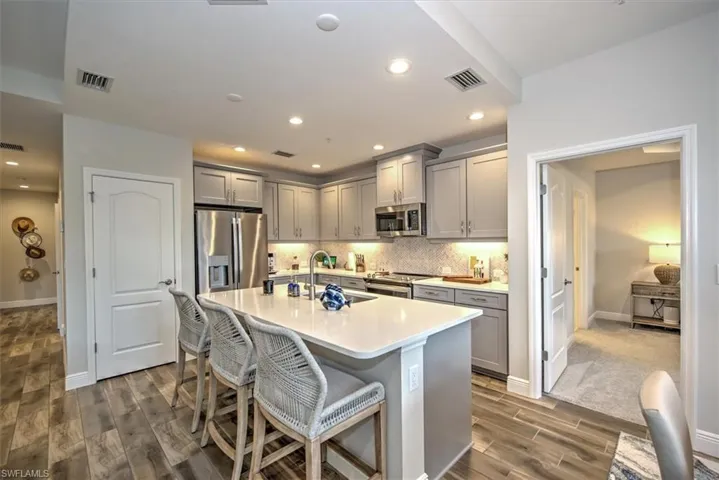 2304 Sawyers Hill RD # 1304, NAPLES FL 34120