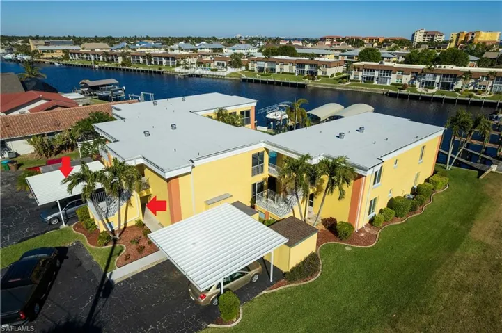 The area’s tropical climate ensures year-round boating and outdoor enjoyment!