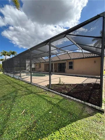 2210  Grove  DR, Naples, FL 34120