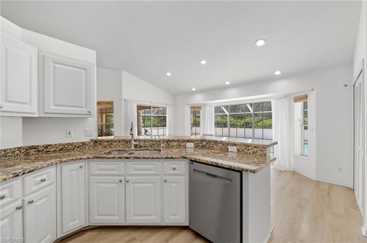 Open Kitchen
