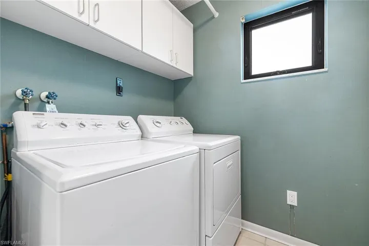 788 Park Shore DR # C18, NAPLES FL 34103