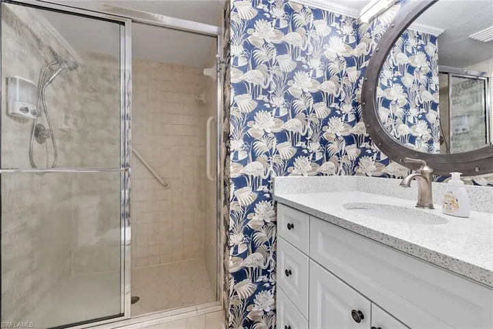 788 Park Shore DR # C18, NAPLES FL 34103