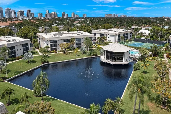 788 Park Shore DR # C18, NAPLES FL 34103