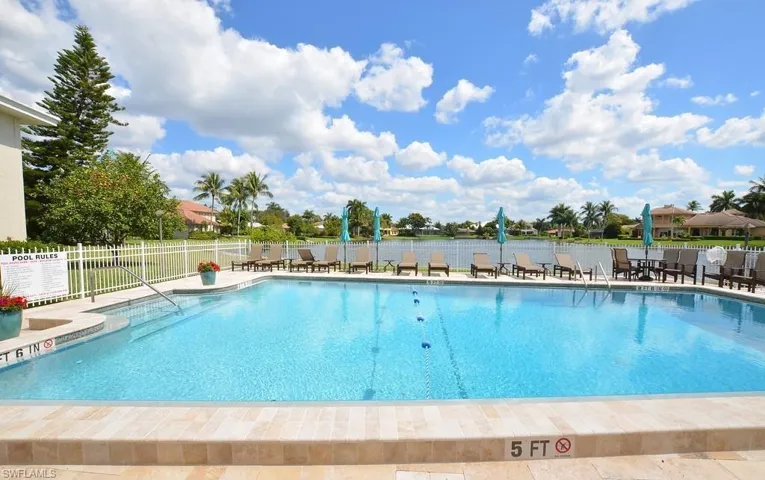 4180  Crayton  RD, Naples, FL 34103