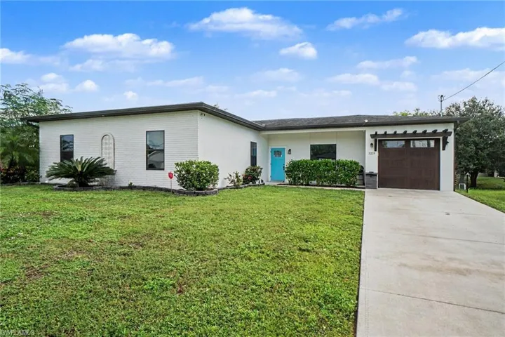3219 Vera Ct, Lehigh Acres, Florida 33976