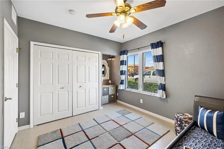 406 SW 3rd  ST, Cape Coral, FL 33991