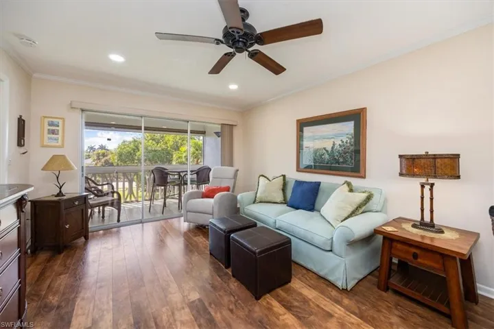 750  Mooring Line  DR, Naples, FL 34102