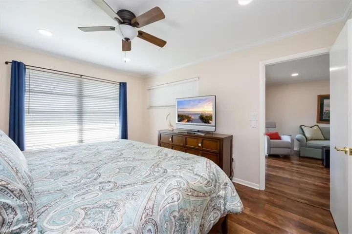 750  Mooring Line  DR, Naples, FL 34102