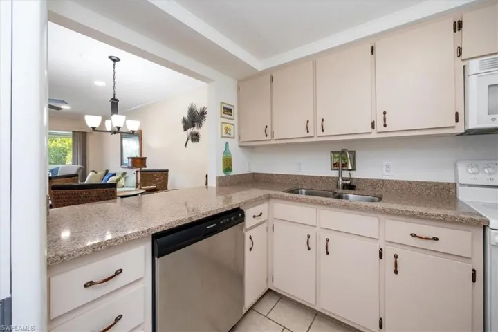 750  Mooring Line  DR, Naples, FL 34102