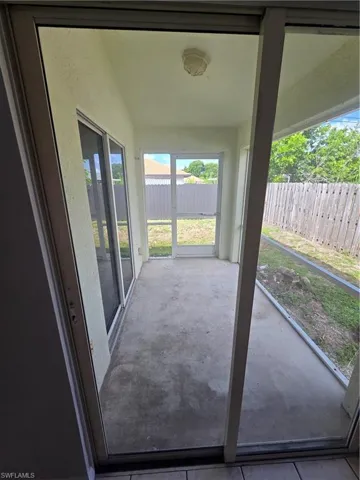 1032 Se 11th St 1, Cape Coral, Florida 33990
