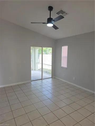 1032 Se 11th St 1, Cape Coral, Florida 33990