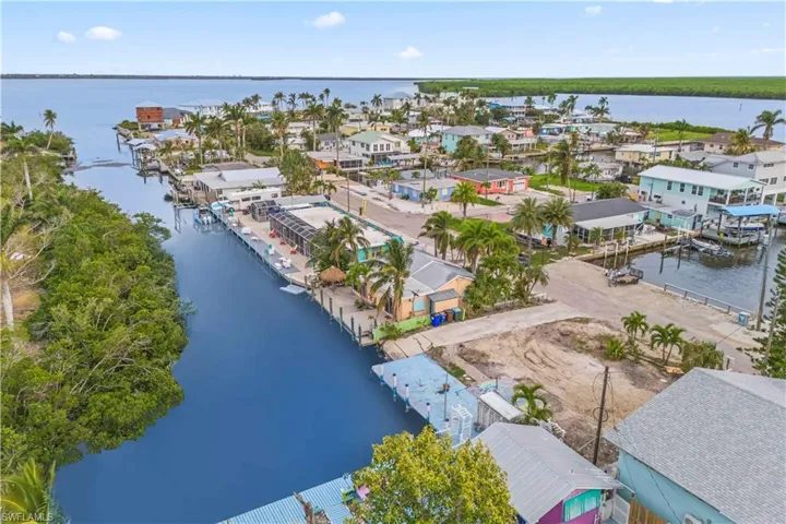 A rare gem in Matlacha!