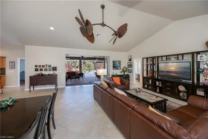 Very Spacious Great Room, Open Floor Plan